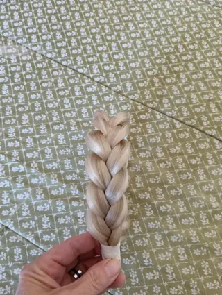 Diadema trenza pelo rubio