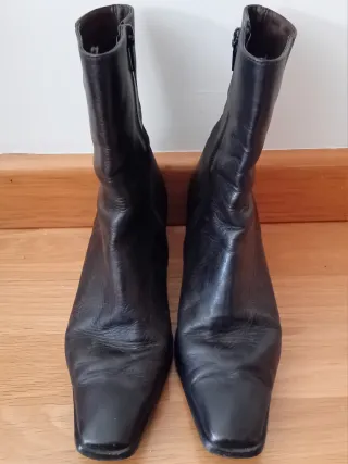 Botas de pele castanha