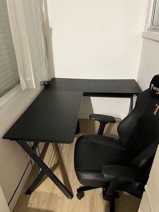 Escritorio esquinero negro