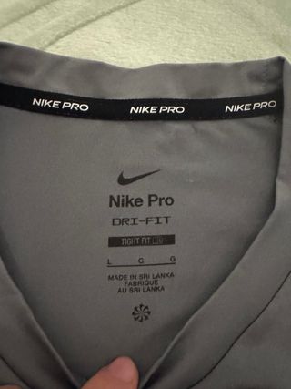 Camiseta Térmica Nike Gris Talla L