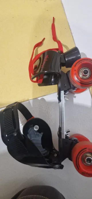 Patines Ajustables para Niños Negro/Rojo Playlife