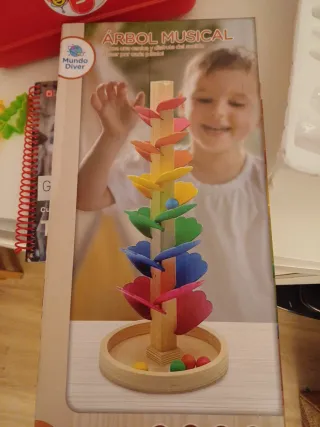 Árbol Musical Mundo Diver