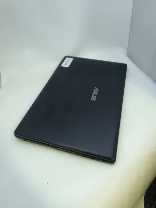 Ordenador portátil Asus X55A
