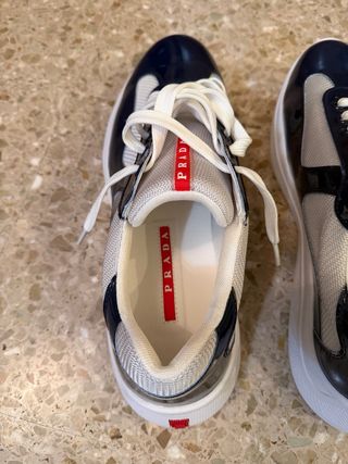 Prada America Cups Azul y Blanco