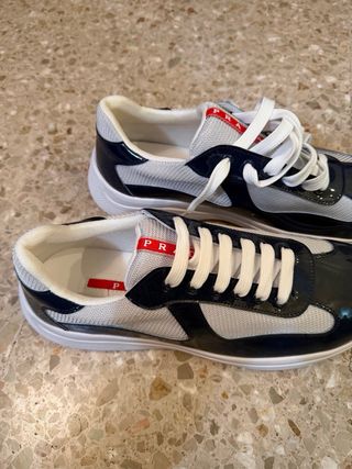 Prada America Cups Azul y Blanco