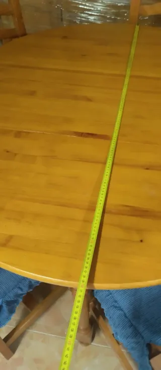 Conjunto mesa, sillas y mueble Provenzal