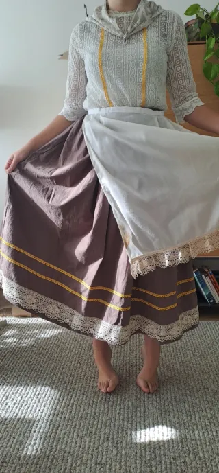 Traje completo 86cm, aldeana,huertana,baserritarra