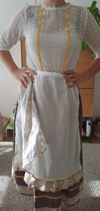 Traje completo 86cm, aldeana,huertana,baserritarra