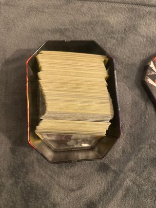 Lata Pokémon Cromos y Códigos