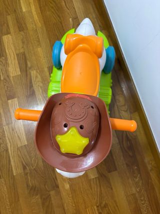 Caballo balancín infantil Chicco