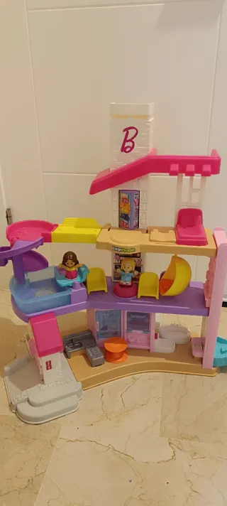 Casa Barbie Fisher-Price Little Dreamhouse