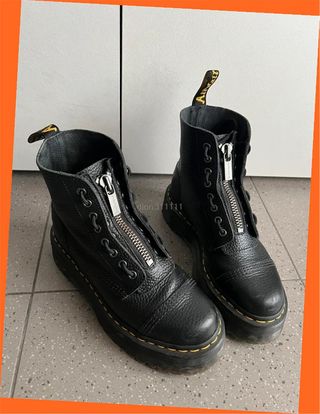 Botas Dr. Martens con cremallera Talla 39