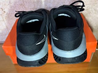 Nike Metcon 9 Talla 40 Negras/Grises