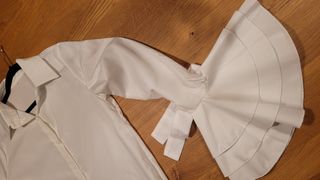 Blusa blanca manga larga volantes Talla S