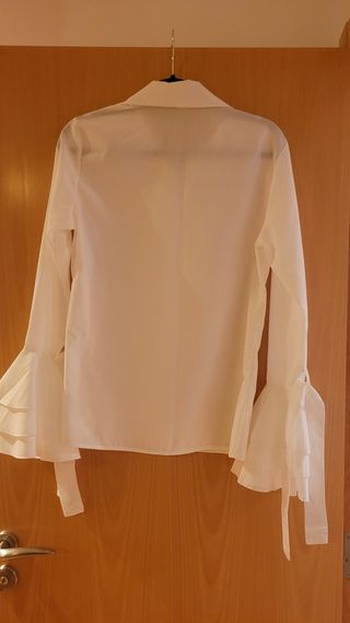 Blusa blanca manga larga volantes Talla S