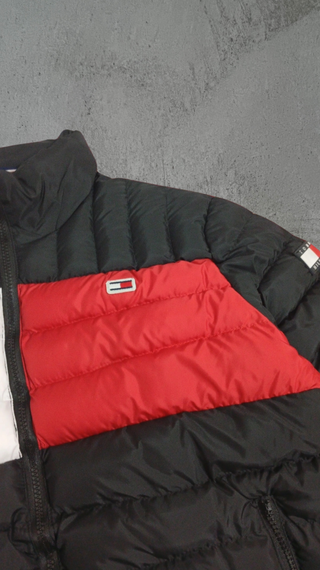 Chaqueta Tommy Hilfiger Talla M Negra Multicolor