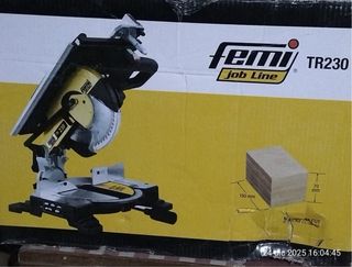 Sierra Circular Ingletadora con Mesa