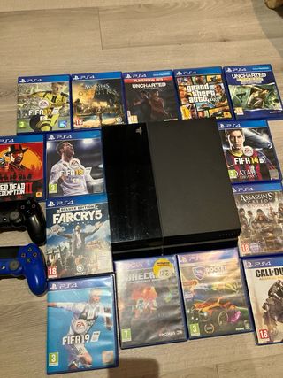 PS4 (PlayStation 4) + 14 Juegos + 2 Mandos