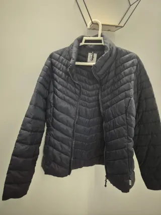 Cazadora ONLY azul marino ligera