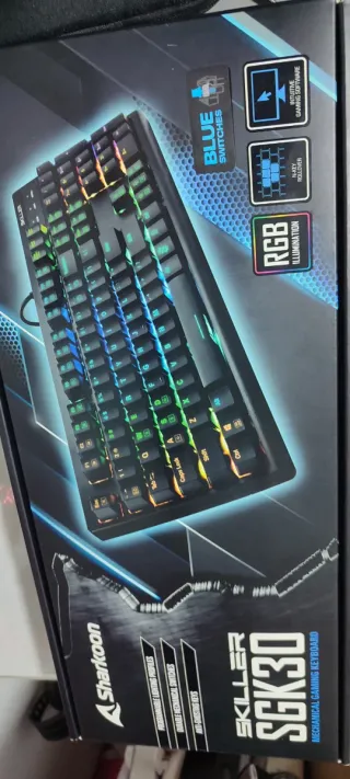 Teclado Mecánico Sharkoon SKILLER SGK30 RGB