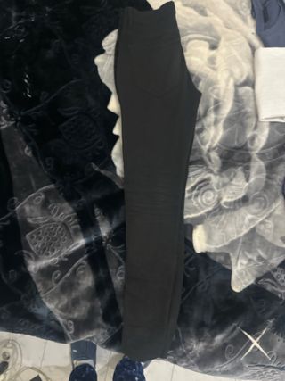 Pantalón negro elástico TRK Talla M