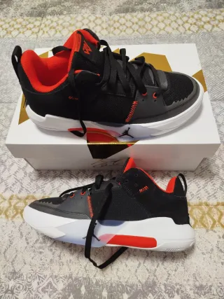 Zapatillas Nike Air Jordan Talla 40.5