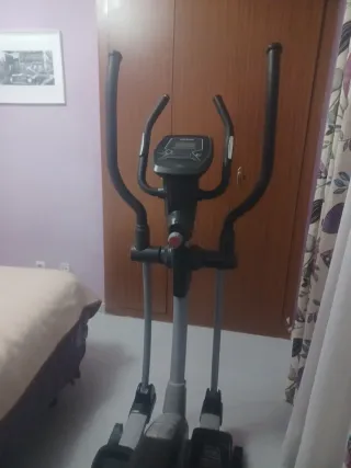 Bicicleta Elíptica Kettler Axos