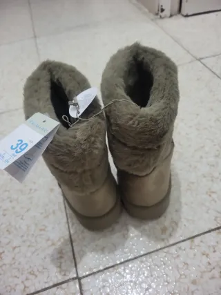 Botas Primark Beige Talla 39