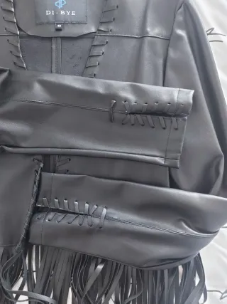 Chaqueta DI BYE con flecos Talla 40