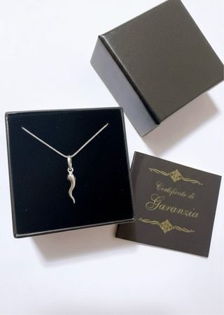 Collana con Corno in Oro Bianco 18kt 750