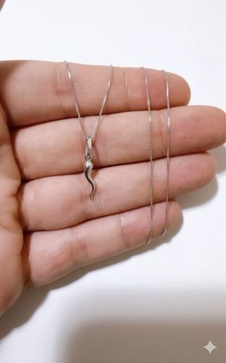 Collana con Corno in Oro Bianco 18kt 750