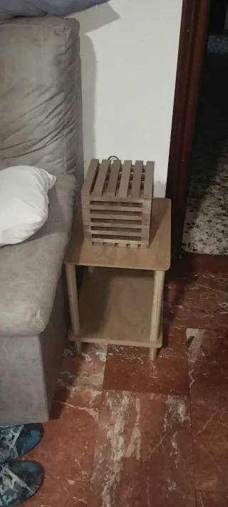 Lámpara artesanal de madera con luz led