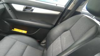 Mercedes-Benz Clase C 220 Avantgarde. Año 2008.