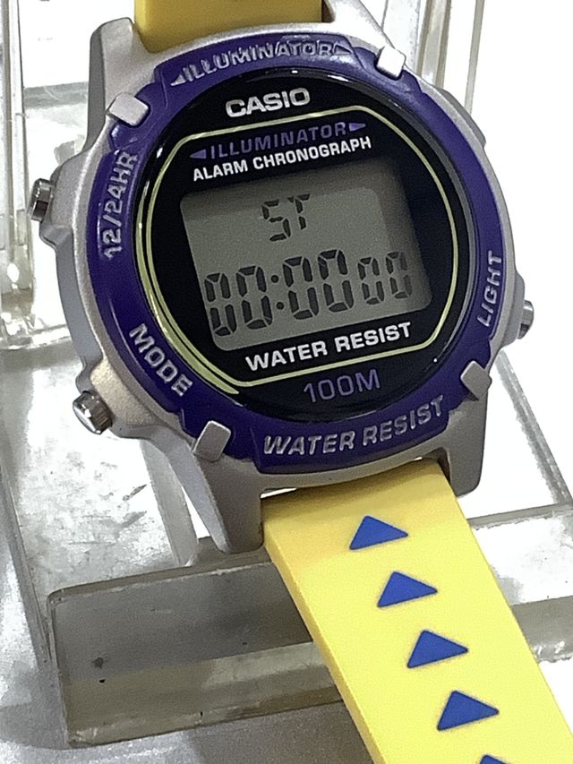 CASIO LW 100 Violeta "Vintage de Señorita" ¡NUEVO!