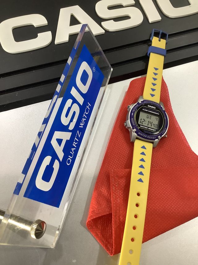 CASIO LW 100 Violeta "Vintage de Señorita" ¡NUEVO!