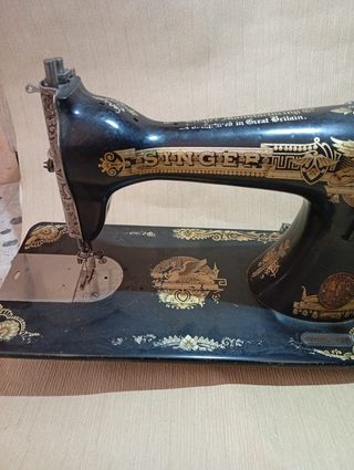 Máquina de coser Singer antigua