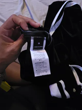 Pantalón deportivo terciopelo negro