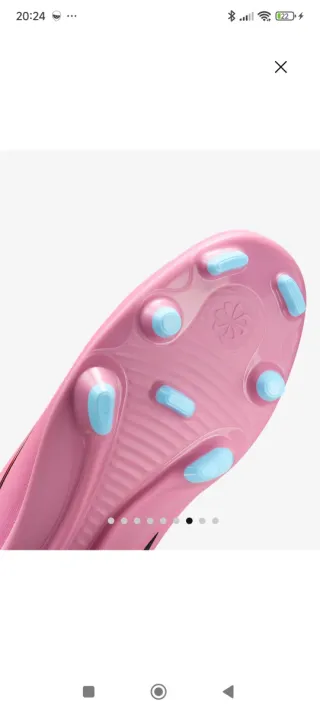 Botas de fútbol Nike rosas