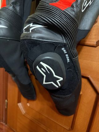 Mono Alpinestars GP Force Chaser Talla 48