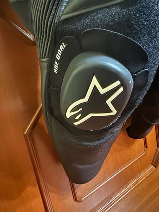 Mono Alpinestars GP Force Chaser Talla 48