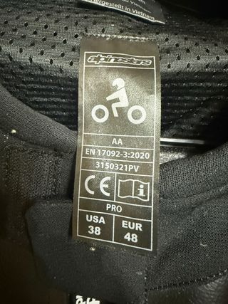 Mono Alpinestars GP Force Chaser Talla 48