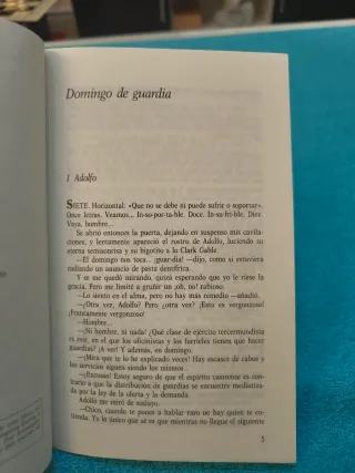 Morirás en Chafarinas (Gran Angular) (Spanish E...