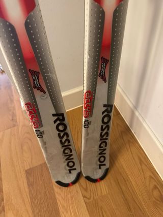 Esquís Rossignol Actys 100 con fijaciones