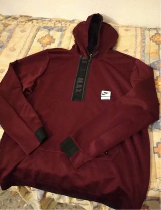 Sudadera Nike Air Max Negra y Roja
