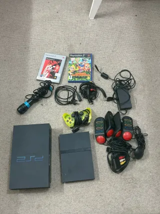 2 PS2 + Accesorios y 2 Juegos