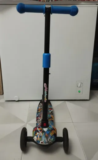 Patinete 3 Ruedas Infantil Luces LED