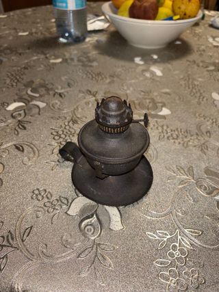 Lampada a olio antica