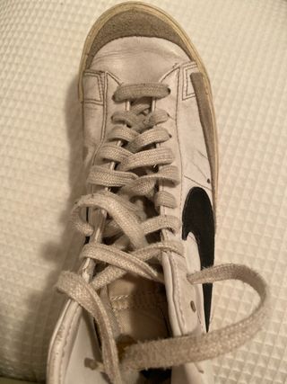 Zapatillas Nike Blazer Blancas y Negras