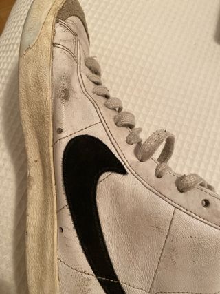 Zapatillas Nike Blazer Blancas y Negras
