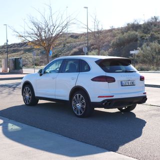 Porsche Cayenne 2015